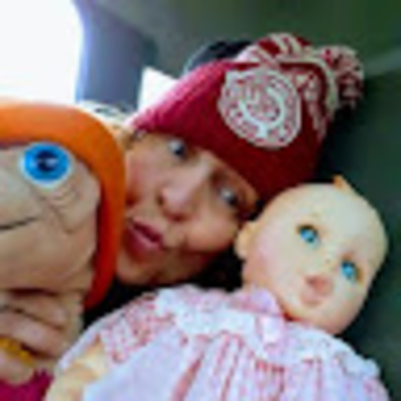 Meet your Posher, Melissa - Picture 1 of 1